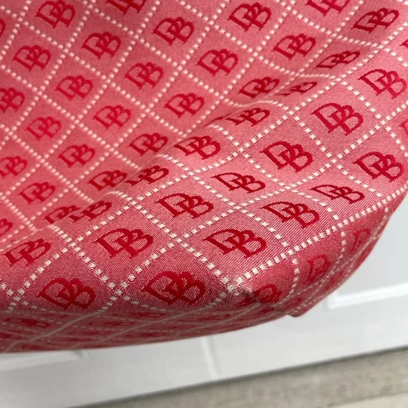 Dooney Bourke Red Signature Jaquard Canvas Leather Tote. - Picture 5 of 13